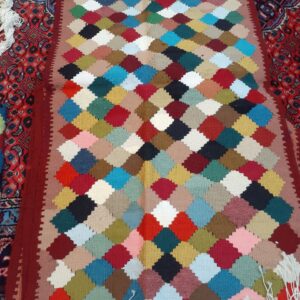 گلیم آکریلیک طرح لانه زنبوری